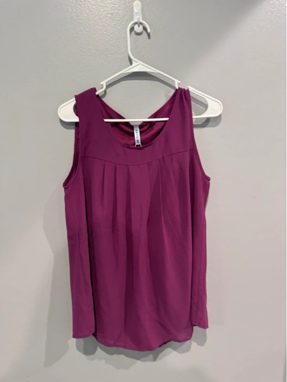 Polyester tank top, size small